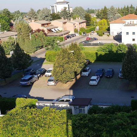 Apartamento Milano Malpensa Grandi Mansarda Attico Gallarate Exterior foto