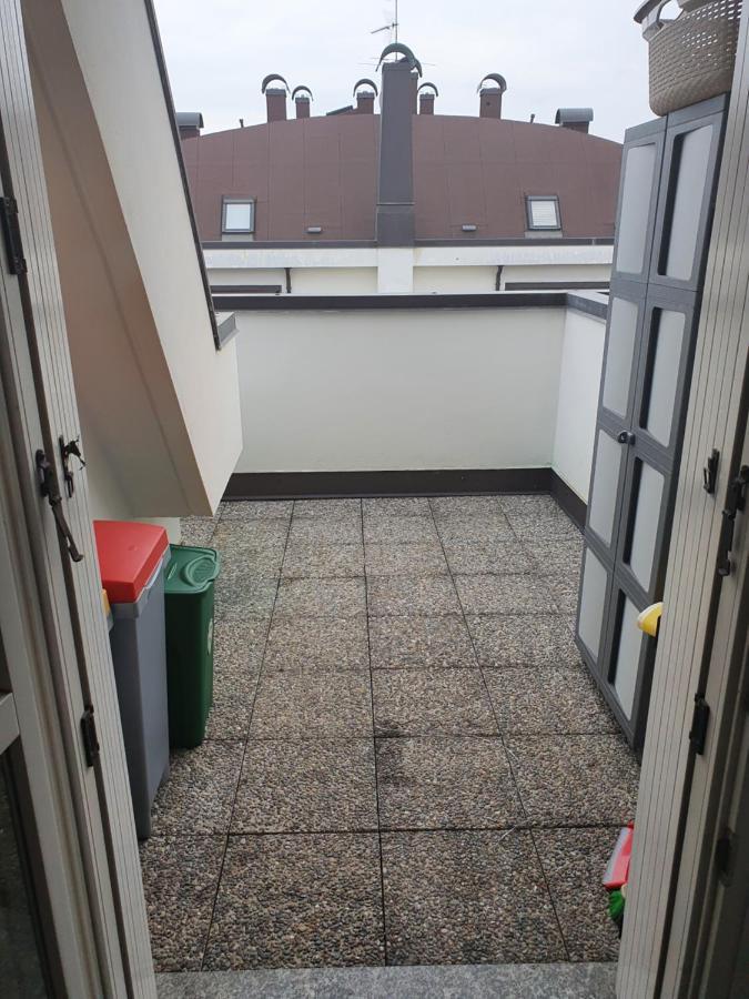 Apartamento Milano Malpensa Grandi Mansarda Attico Gallarate Exterior foto